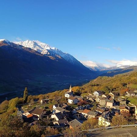 Casa Vacanza Leonardo Daire Chambave Dış mekan fotoğraf